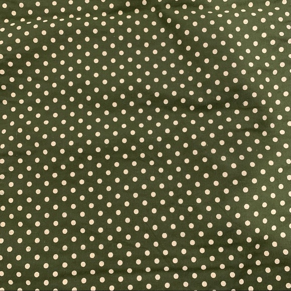 Christmas Table Runner - Picture 4 of 5